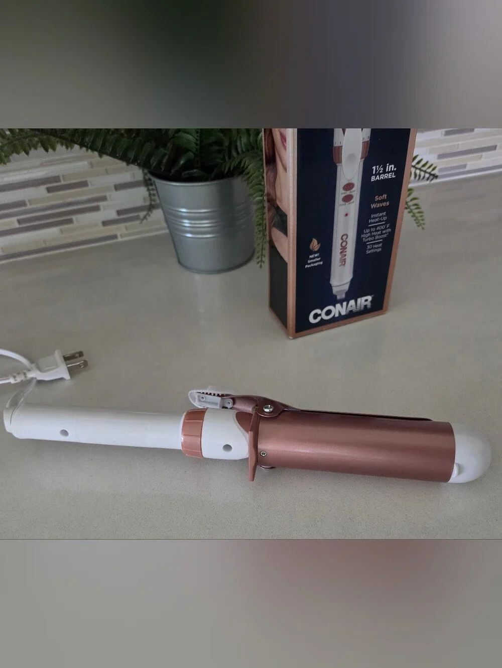 Conair Double Ceramic 1 1/2” Soft Waves Curling Iron White Rose Gold